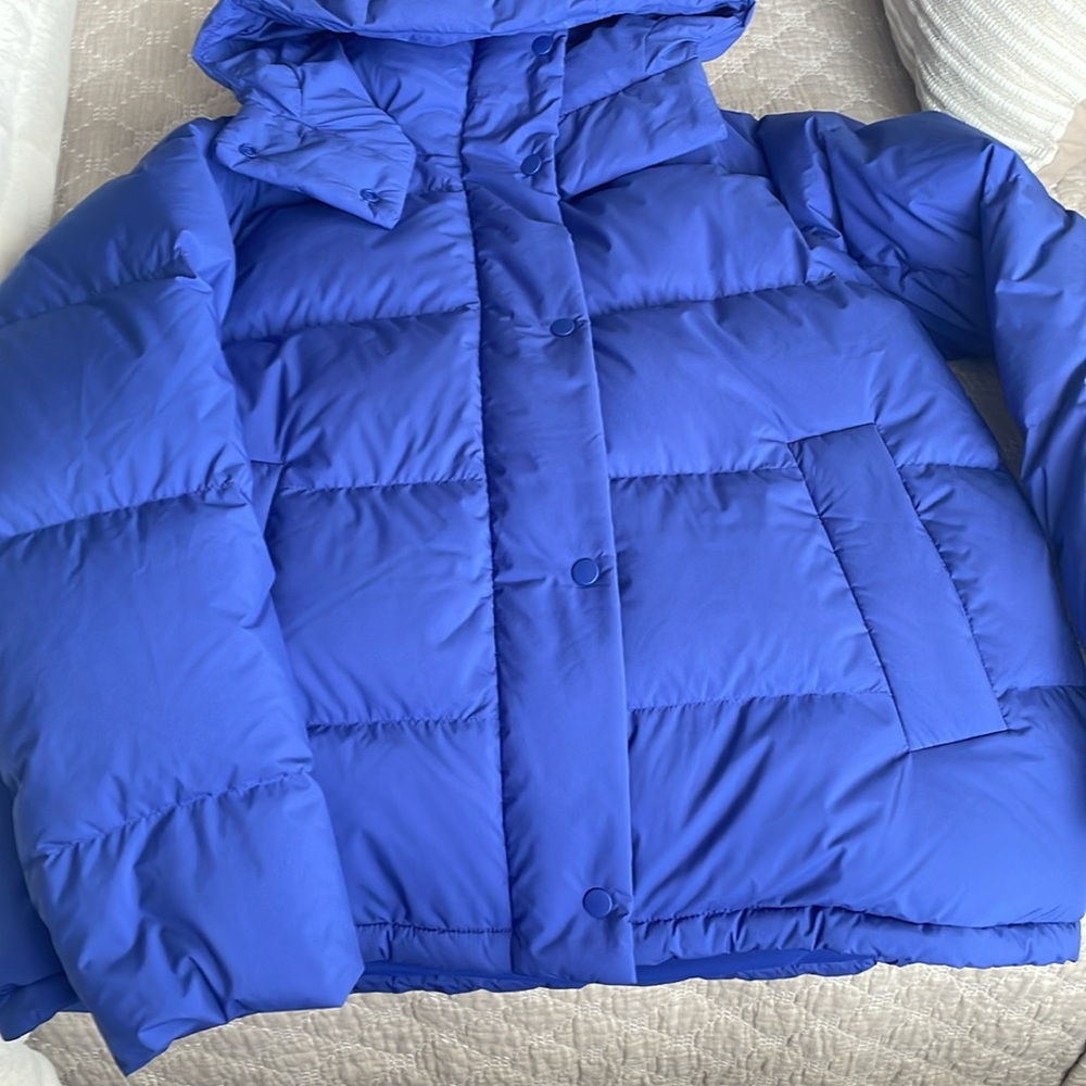 Wonder Puff Down Jacket - Blue - image 4